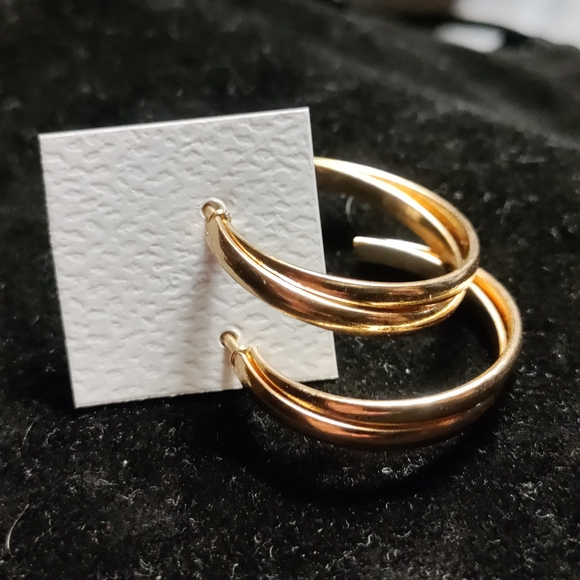 Jewelry - NEW Layered Gold-tone Hoop Earrings